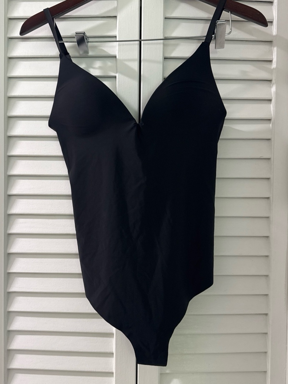 Wet Seal Black M/L Seamless Bodysuit